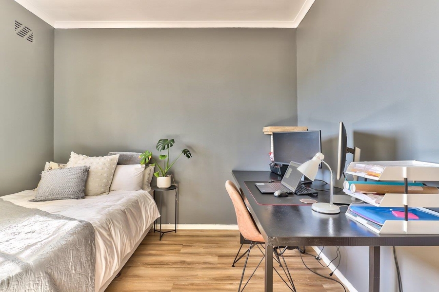 To Let 2 Bedroom Property for Rent in Zonnebloem Western Cape